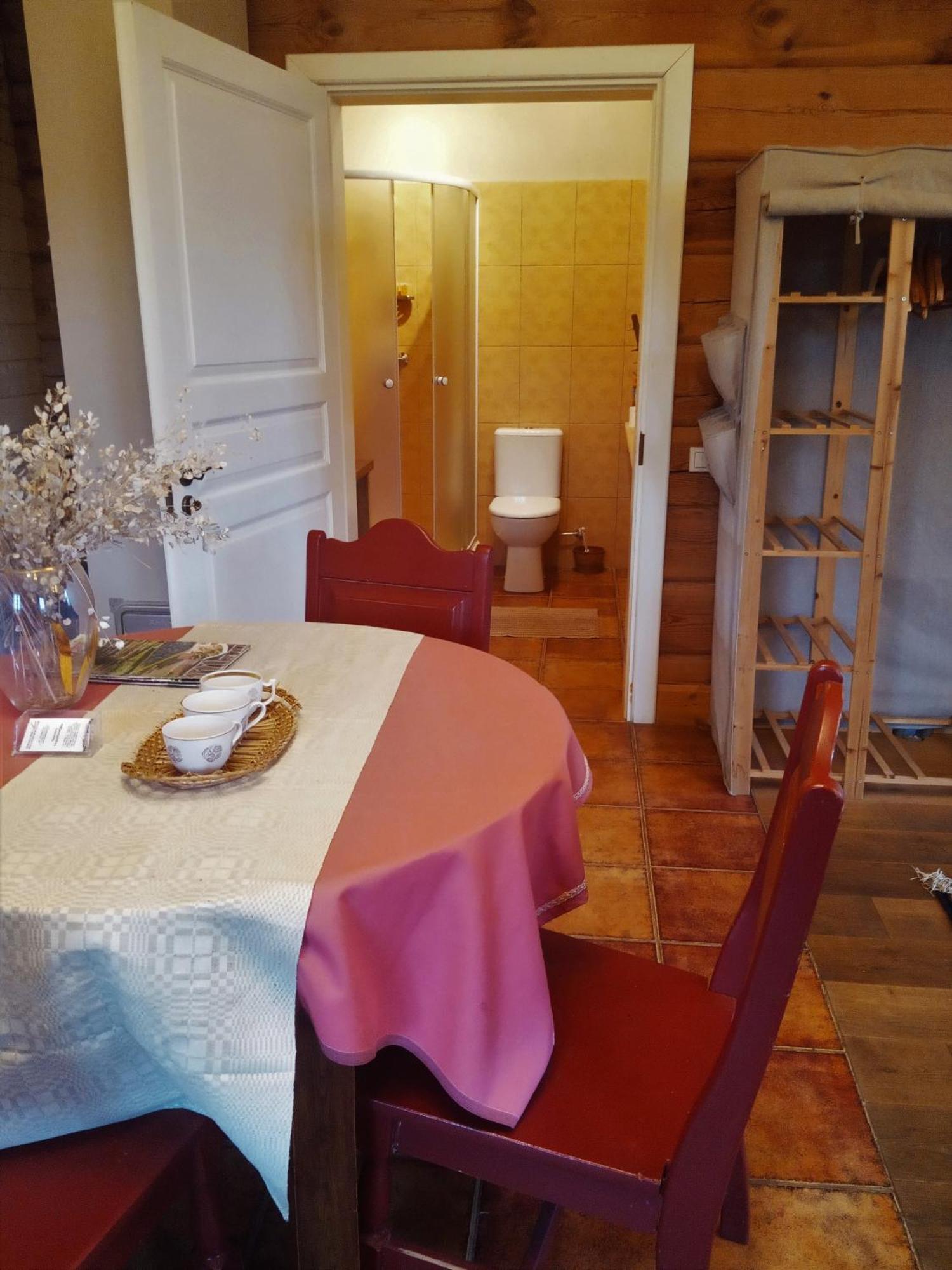 Senosios Geguzines Ukis Guest House Стая снимка